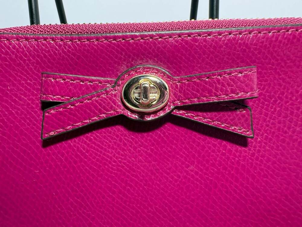 Coach F64648 Turnlock Small Wristlet w/Bow Cranberry
